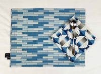 "Ernst-Reuter-Platz-Blue Bricks/Gradient Plaid" place mat